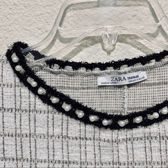 ZARA Short Sleeve Ivory Top (worn once) - Picture 3 of 7